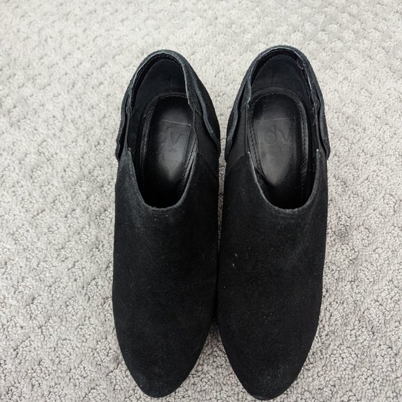 Black Shooties - Picture 3 of 6